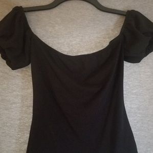 Black off the shoulder top fits amazingly